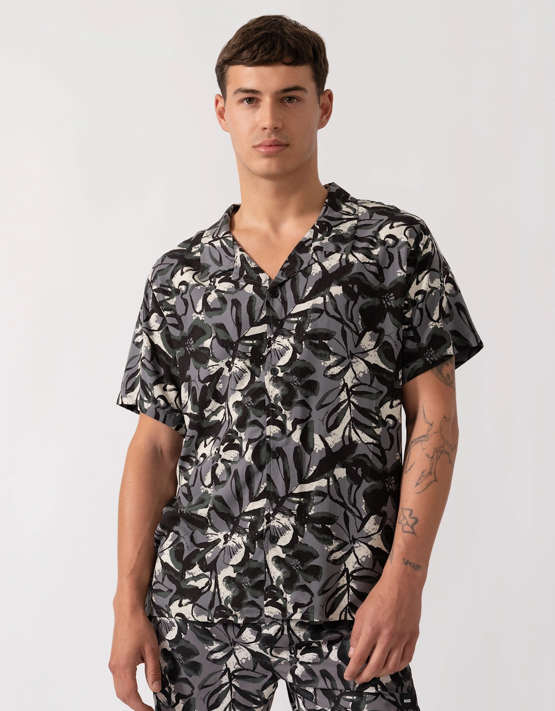 BOSS Orange Mens Short Sleeve Floral Print Beach Shirt - Open Grey 062, 2 of 1