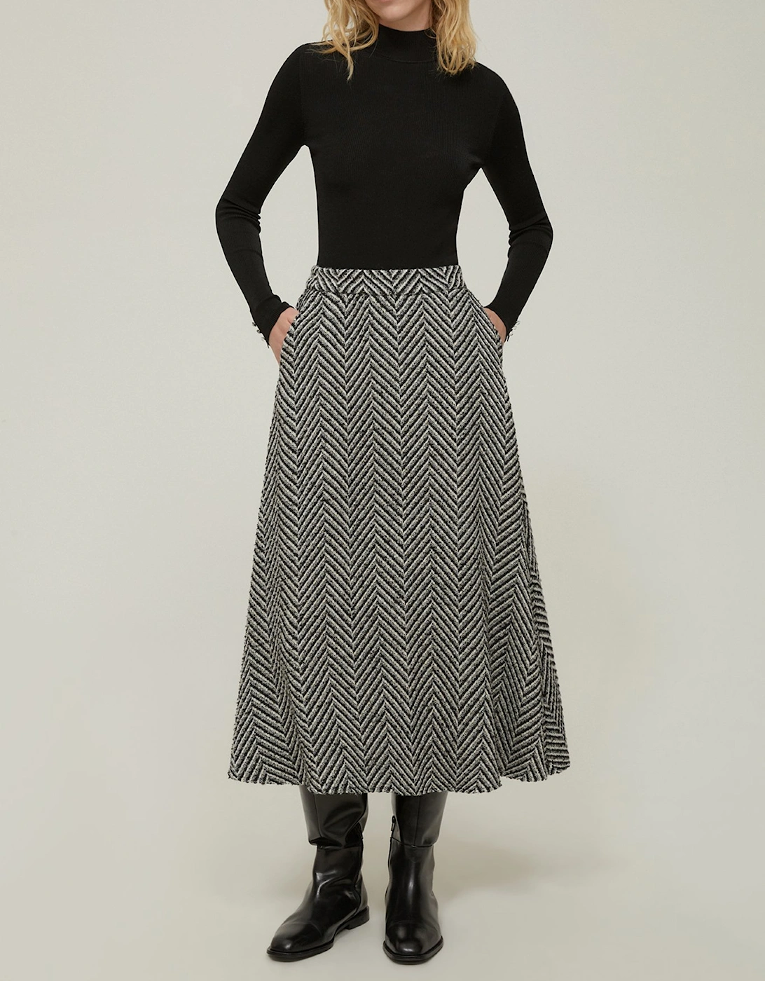 Nido Skirt, 2 of 1