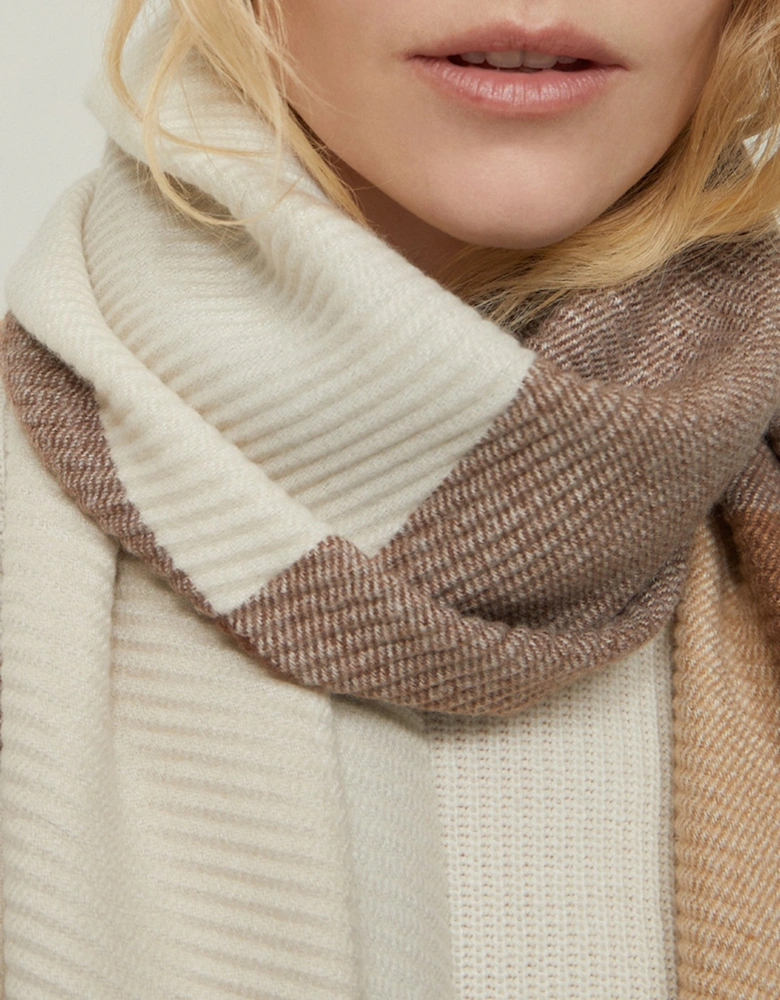  Baita Square Scarf