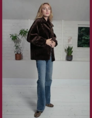 Thumbnail 5 of 8