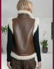 Thumbnail 6 of 9