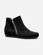 817 Black Suede
