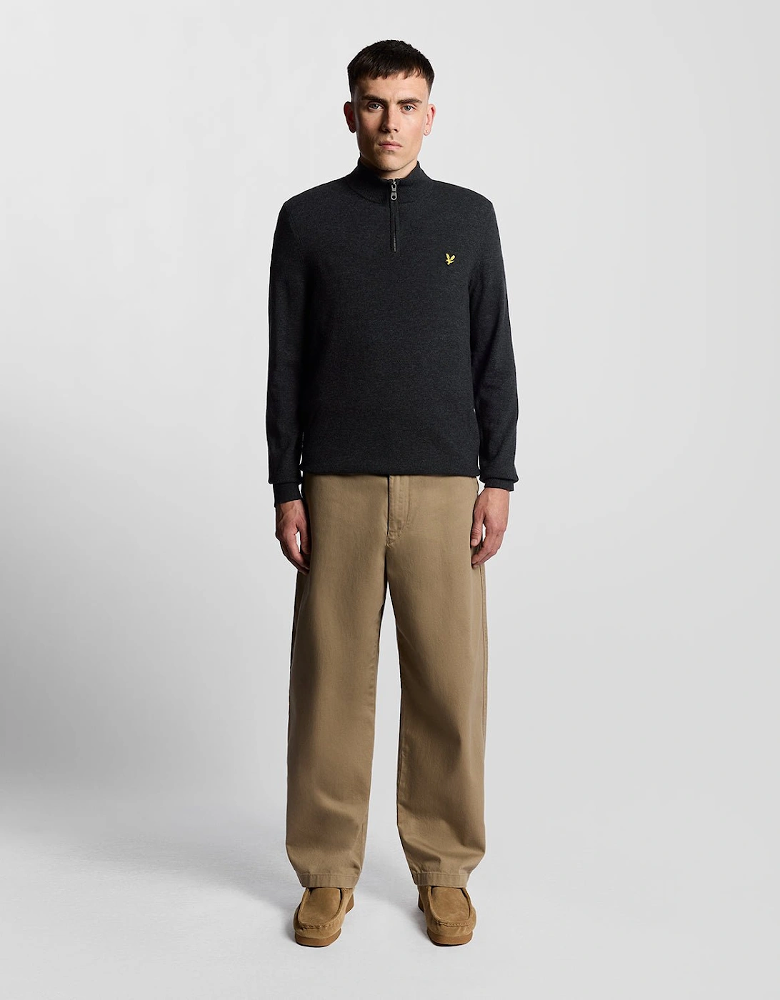 Lyle & Scott Mens Lambswool Blend Quarter Zip Knitted Jumper - Black - Image 3