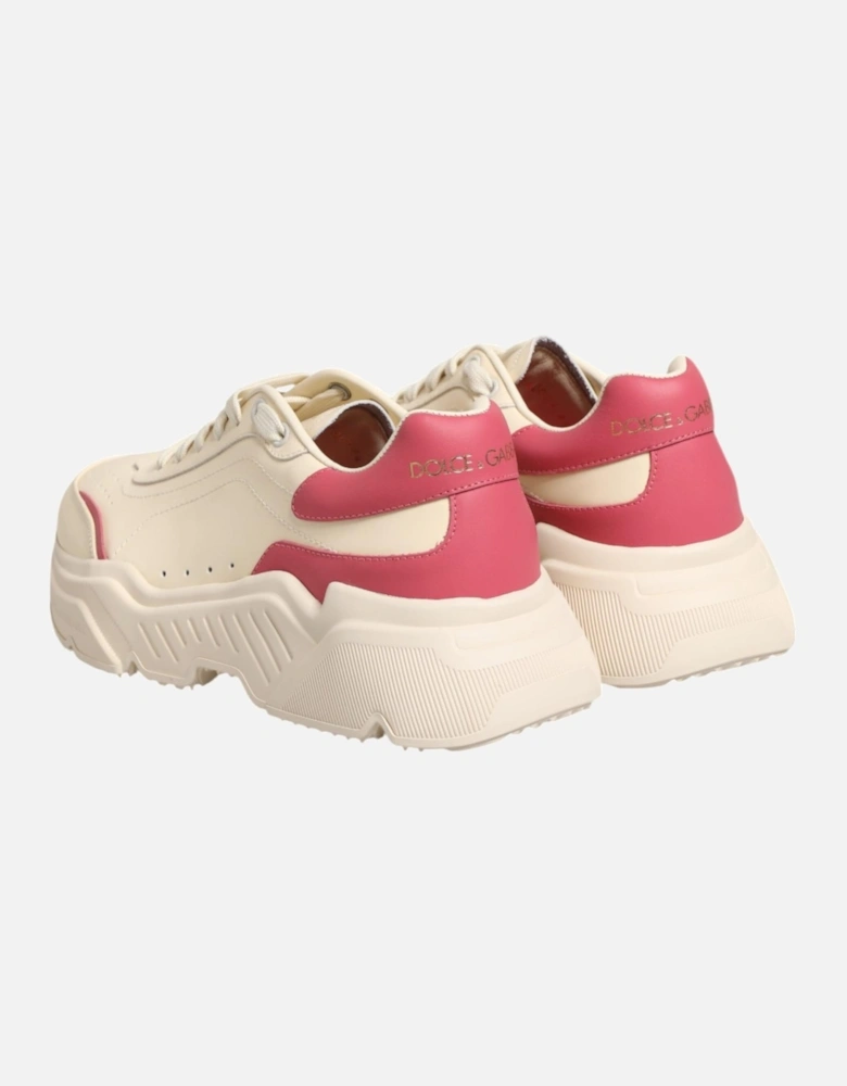 High-Waisted Wide Leg Trousers with Belt Women - Beige Sneakers