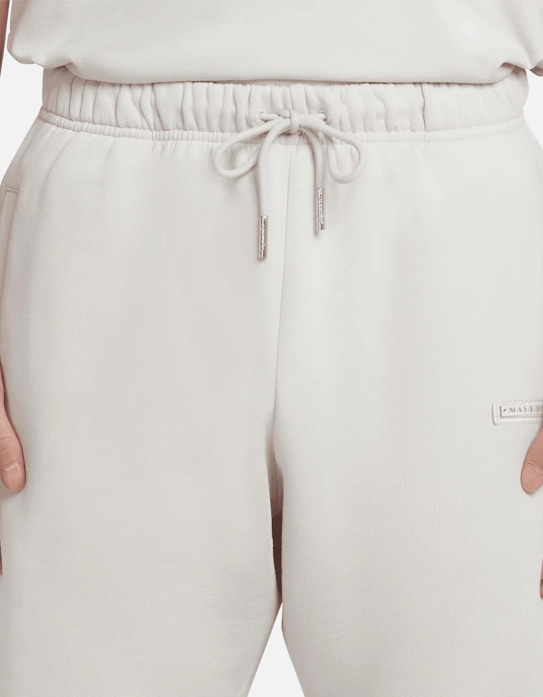 Plaque Shorts