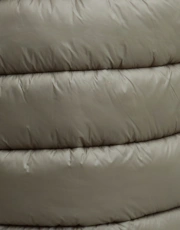Thumbnail 3 of 8