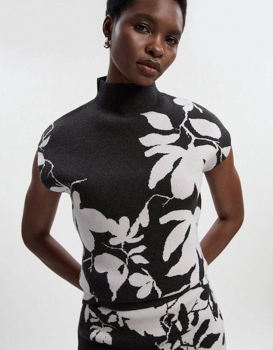Jacquard Floral Knitted Top, 2 of 1