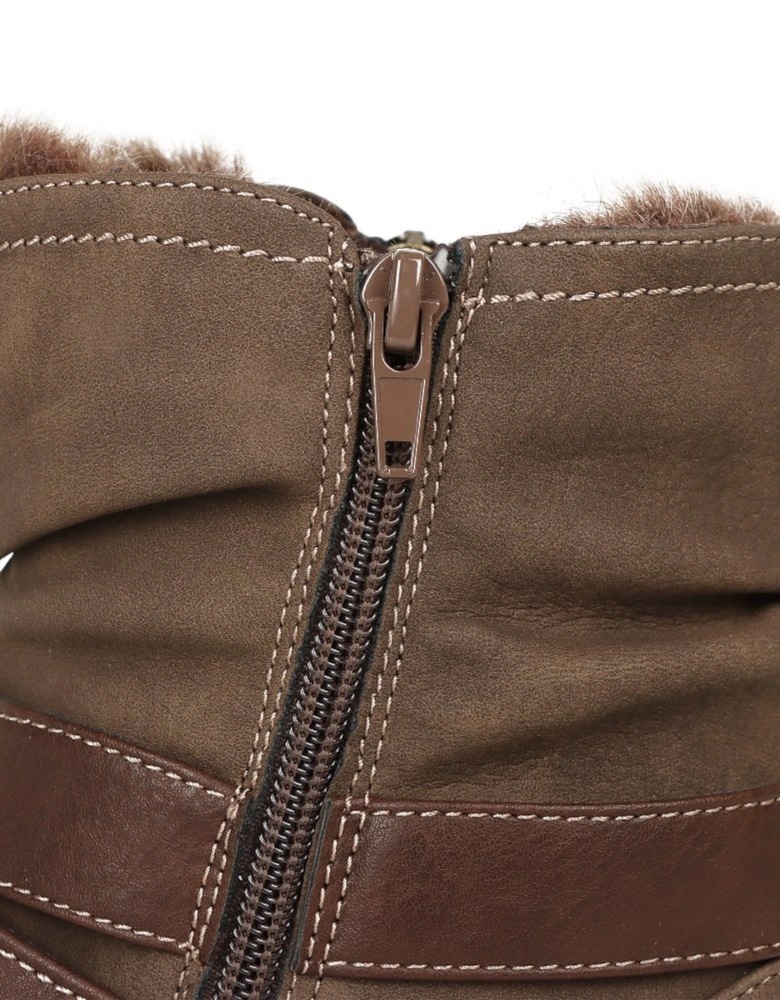 Chime III Womens Ankle Boots