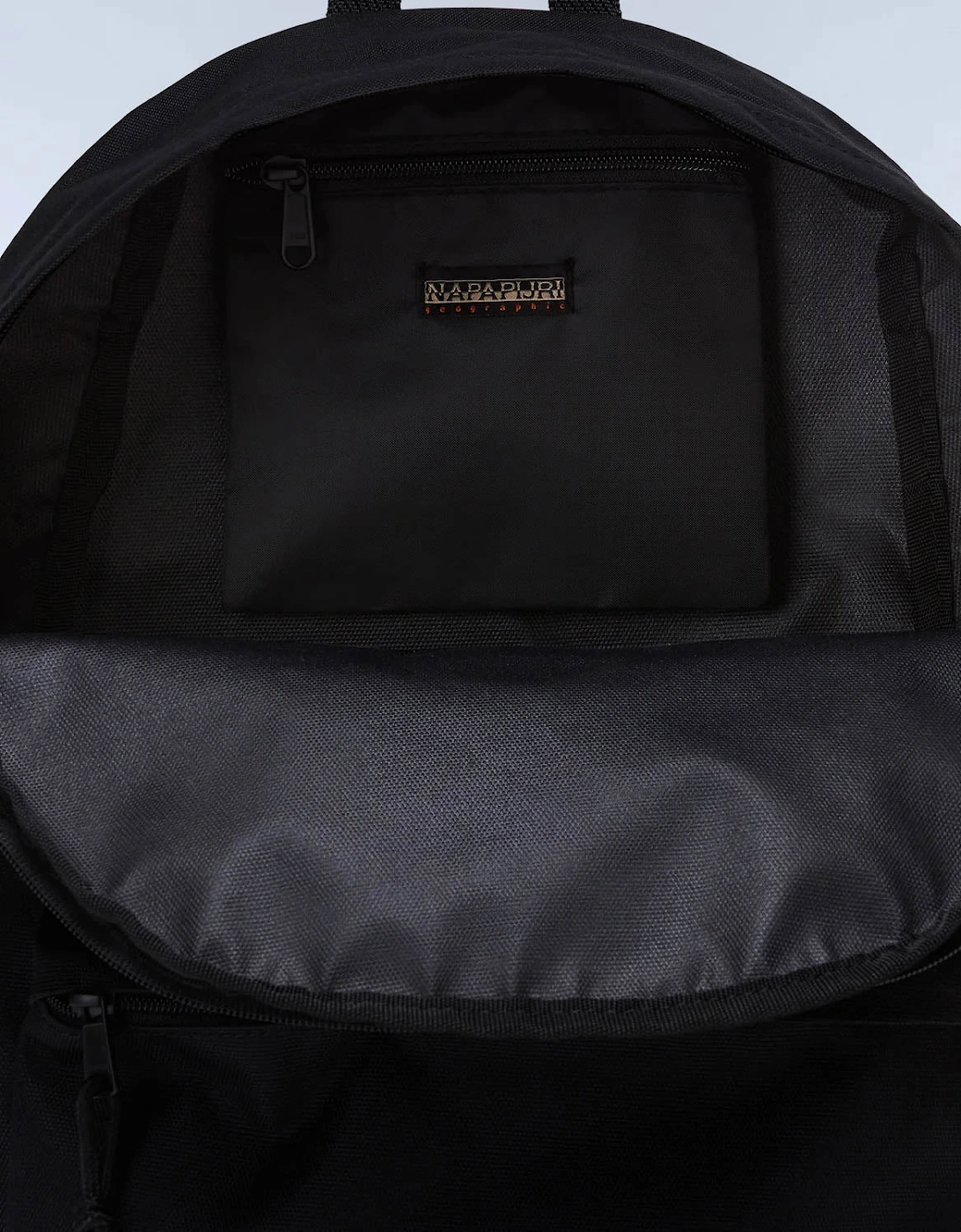 Voyage 3 Backpack - Black 041