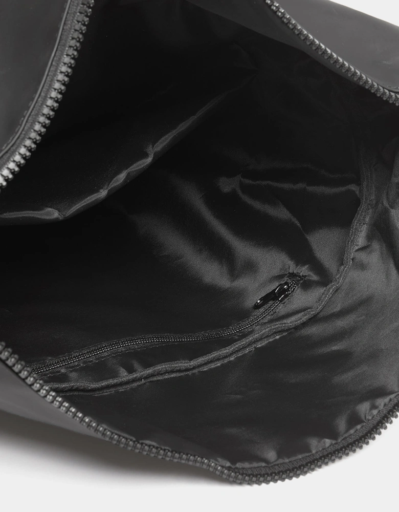 Lyle & Scott Weather Resistant Roll Top Bag - Z865 Jet Black