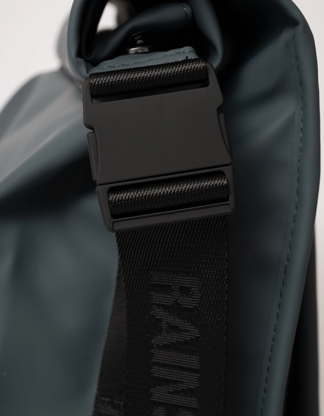 Unisex Trail Rolltop Backpack - 124 Lagoon