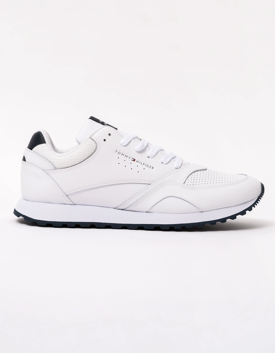 New Runner Essential Mens Trainer - White