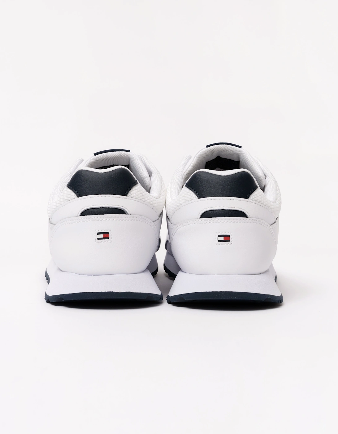 New Runner Essential Mens Trainer - White