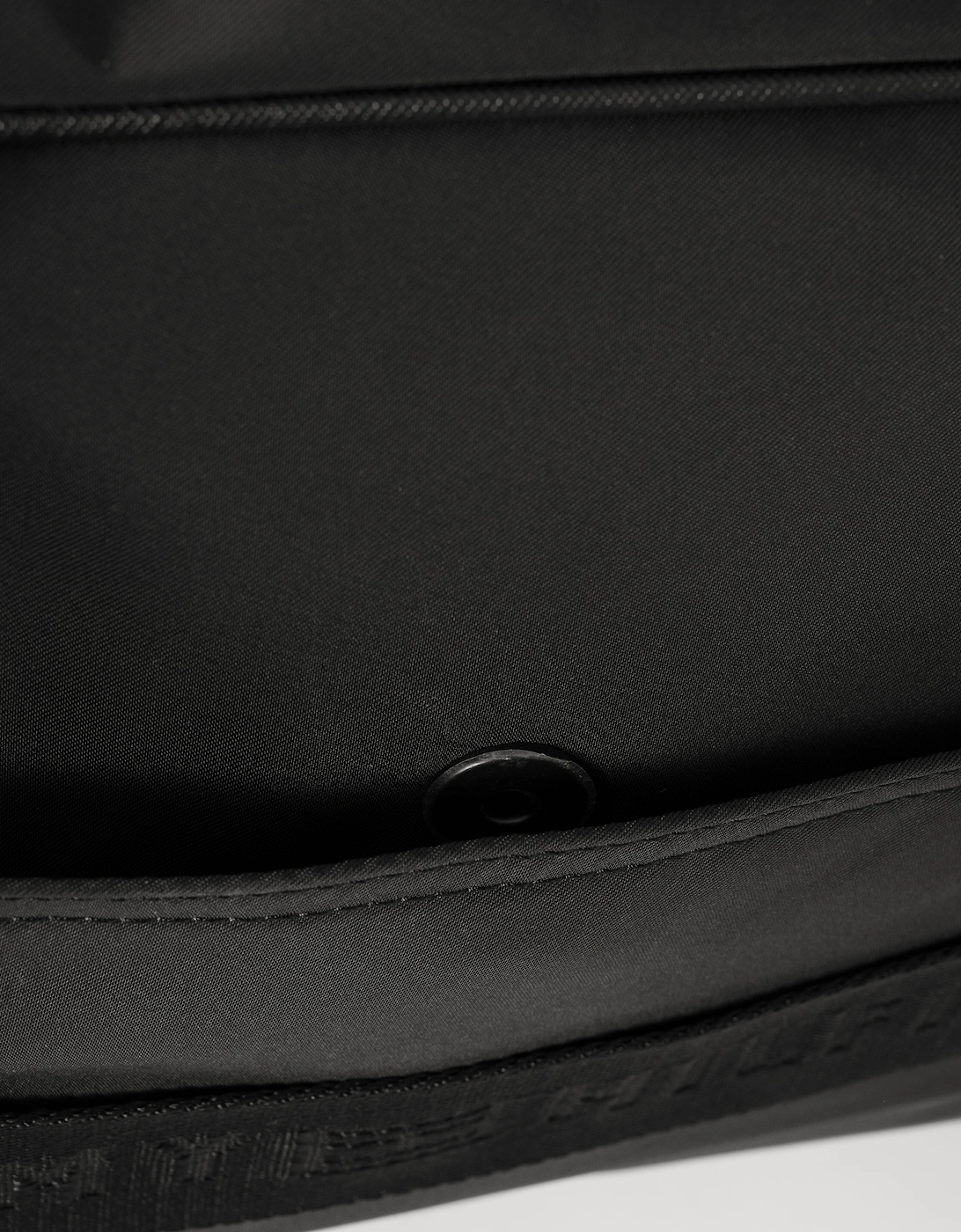 TH Repreve Mens Duffle Bag - Black