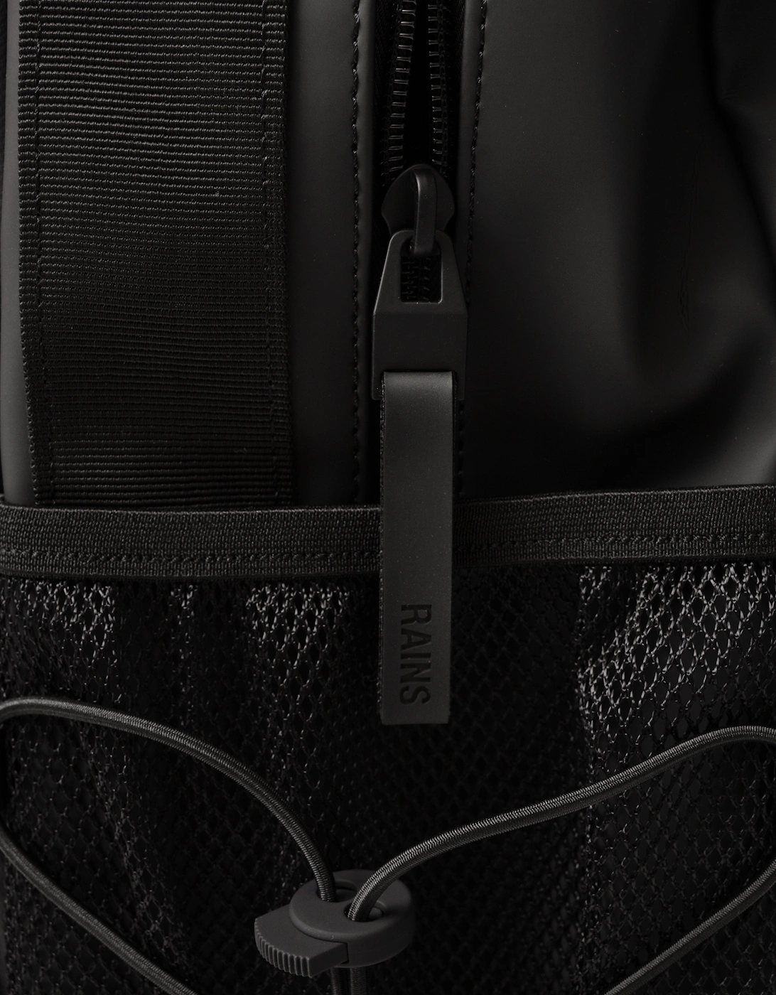 Rains Trail Clip Front Backpack - 01 Black
