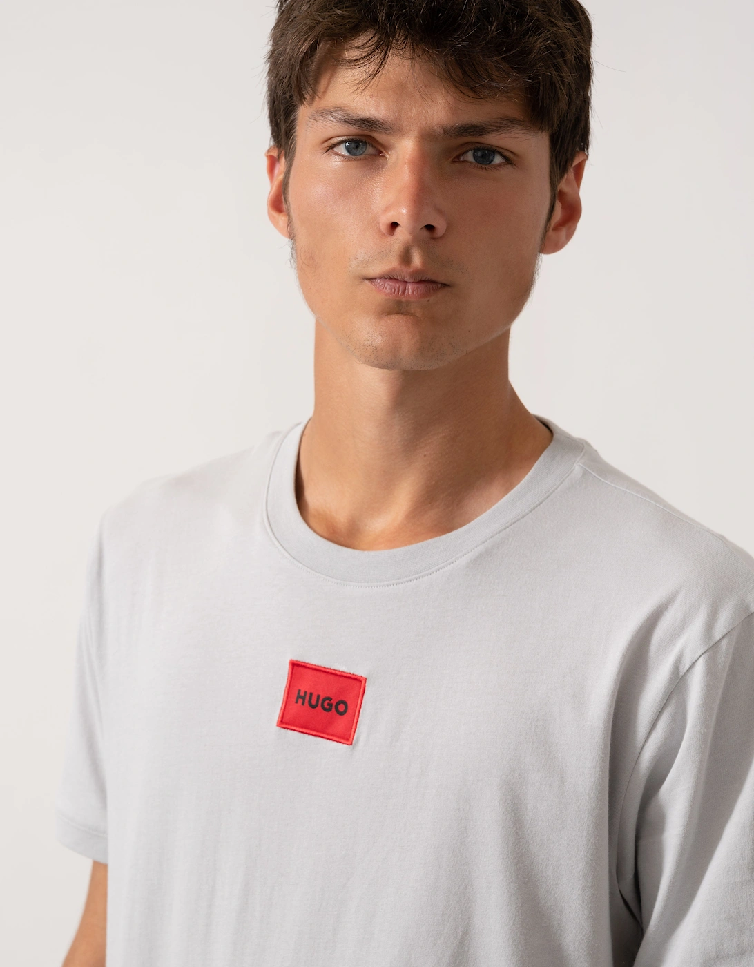 HUGO Diragolino212 Label Logo Mens T-Shirt - Light/Pastel Grey 050