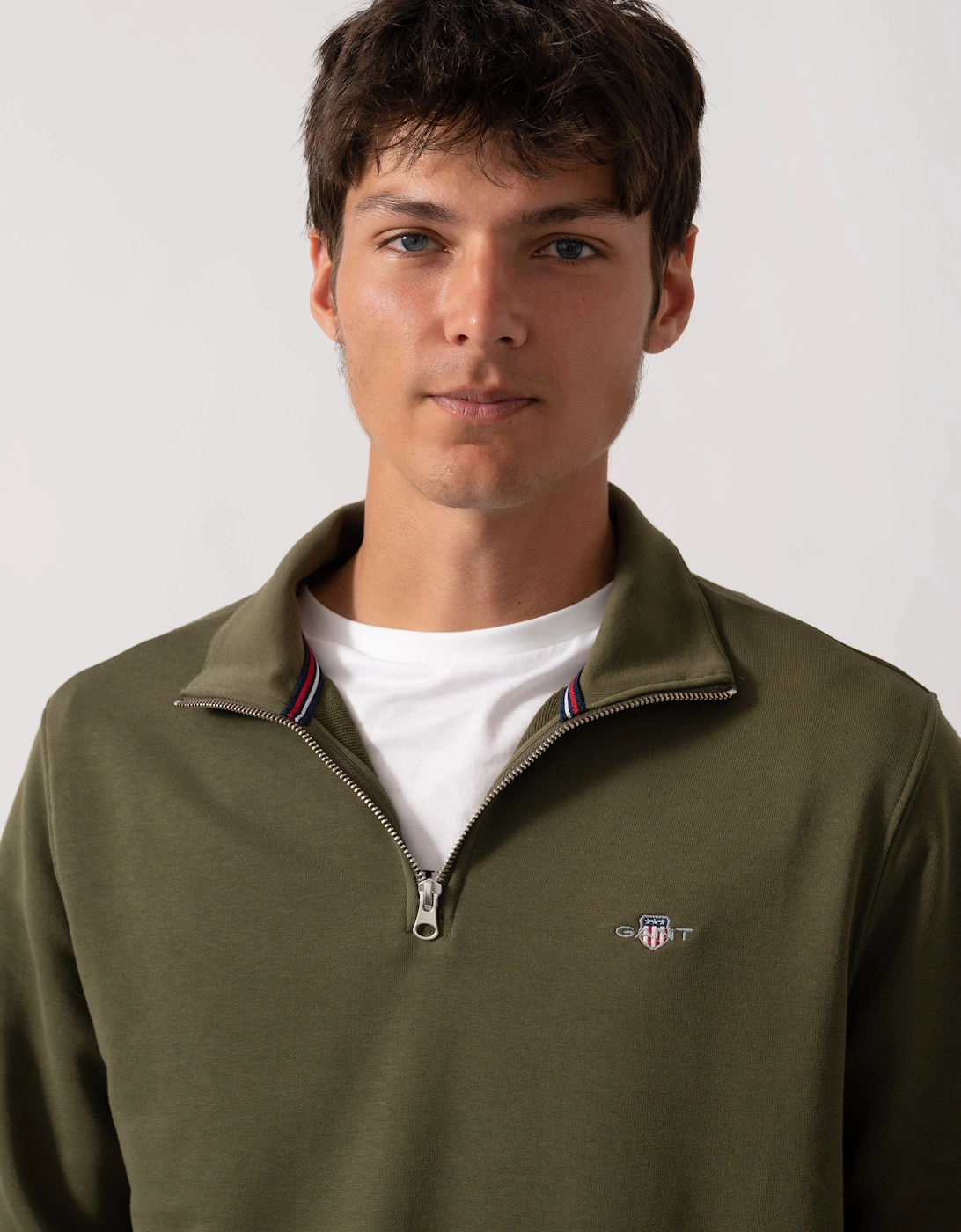 Mens Regular Fit Shield Logo Half Zip Sweatshirt - 303 Moss Green