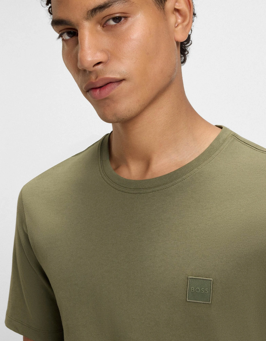 BOSS Orange Tales Mens Cotton-Jersey T-shirt With Logo Patch - Open Green 342