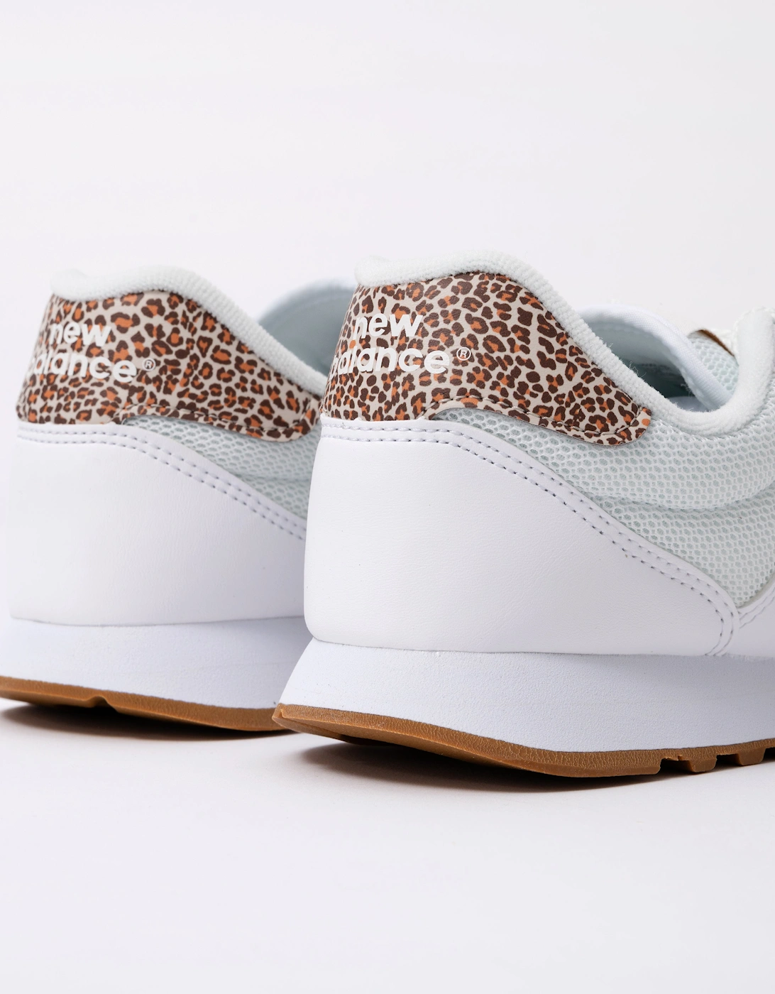 W500 Womens Trainers - White