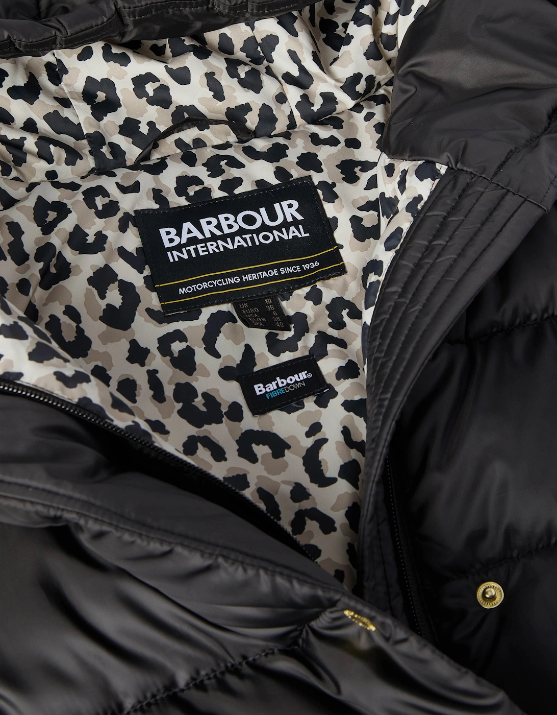 Short Track Line Womens Puffer Jacket - Black/Jasmine Leopard Print
