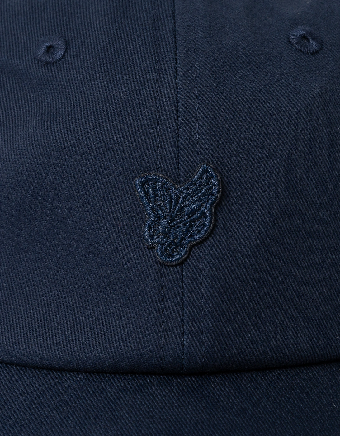 Lyle & Scott Tonal Eagle Baseball Cap - Z271 Dark Navy
