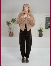 Thumbnail 4 of 7