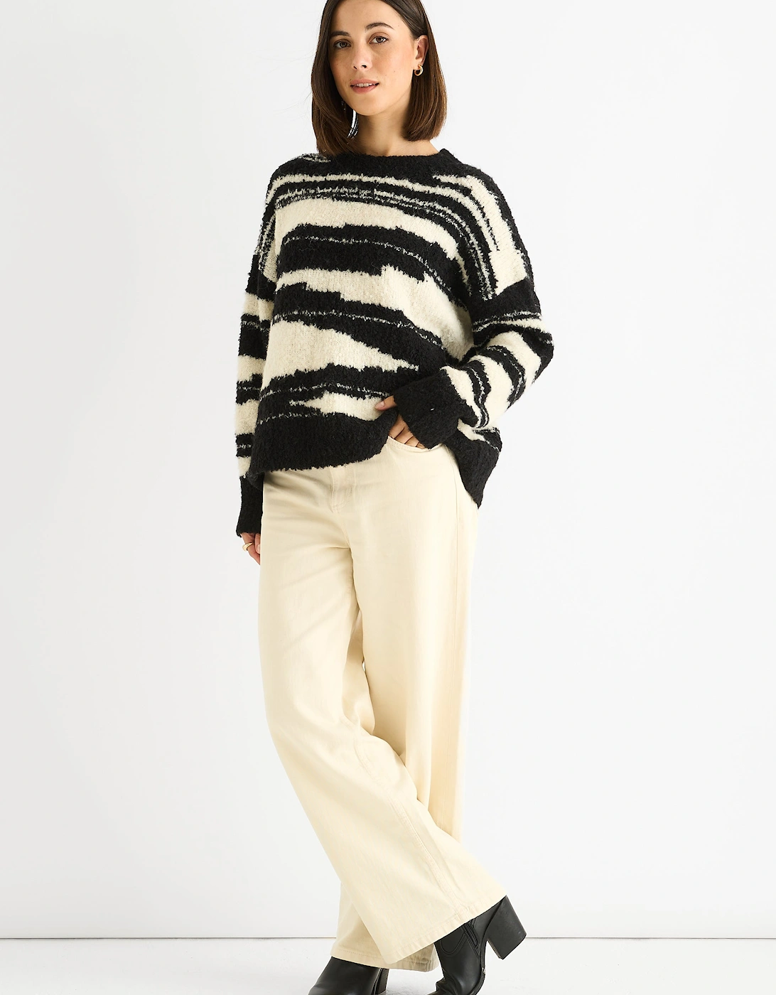 Mono Abstract Oversized Recycle Knit Jumper, 5 of 4
