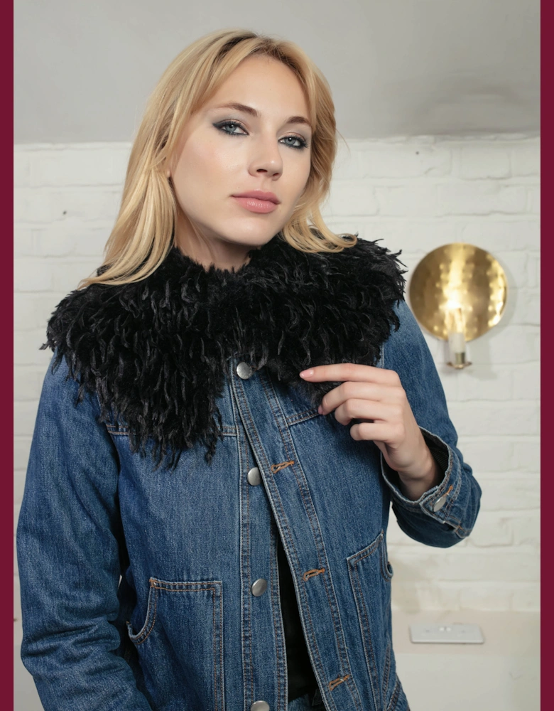 Bergdorf Collar In Black