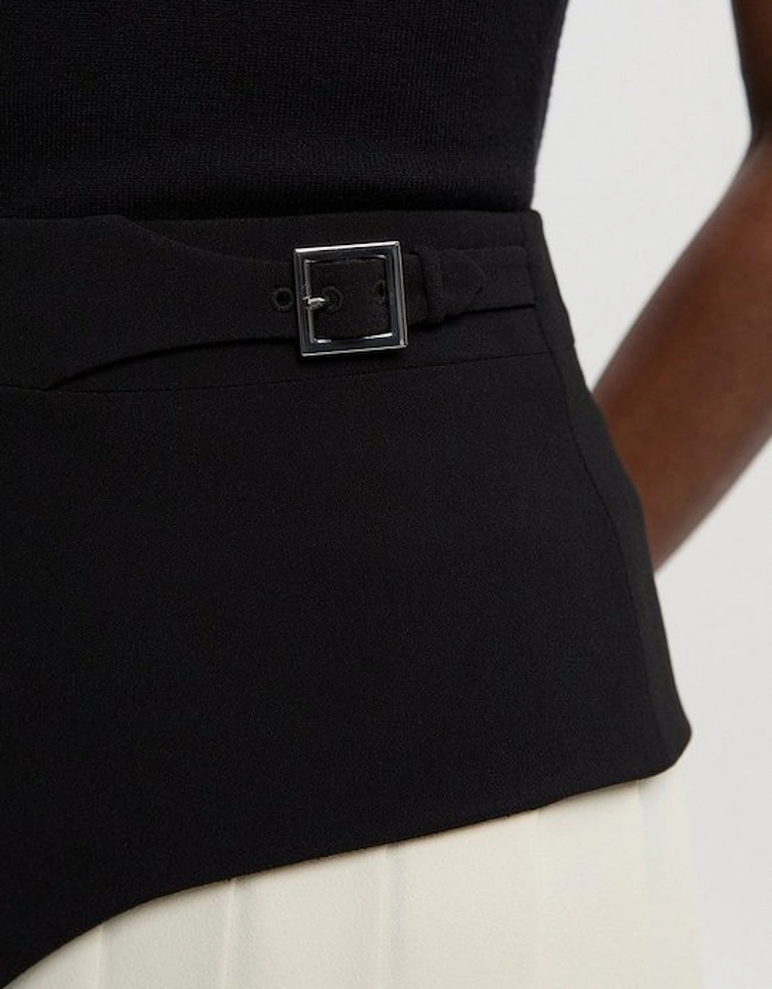Tailored Buckle Detail Pleated Midi Skirt