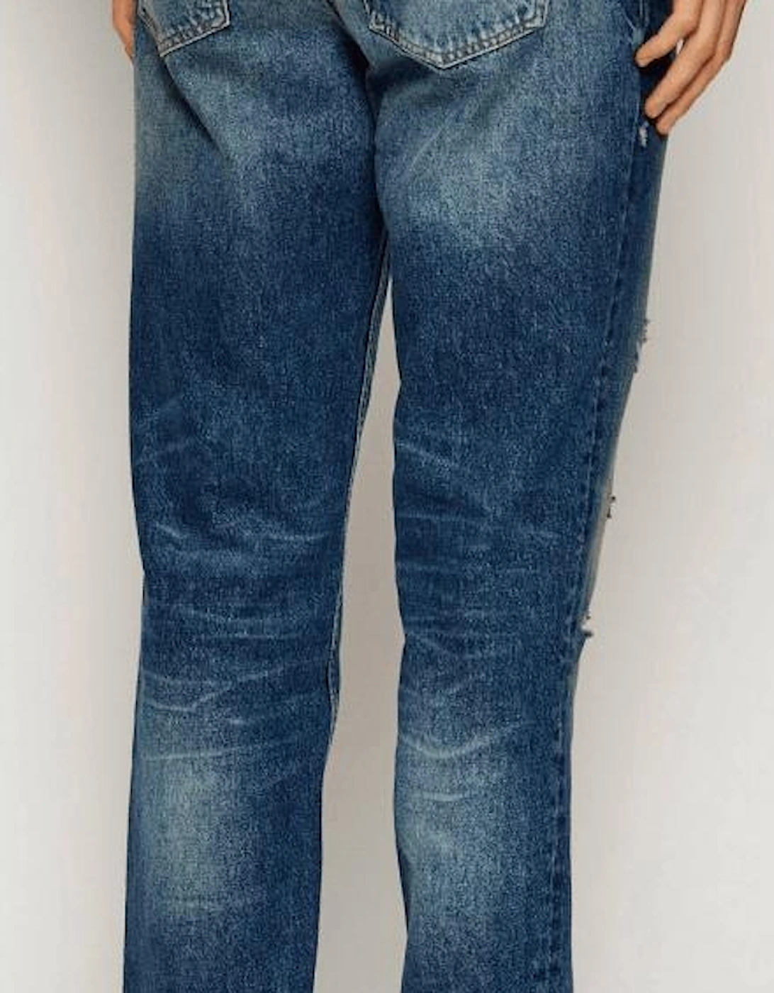 HUGO 634 Tapered Fit Distressed Blue Jeans