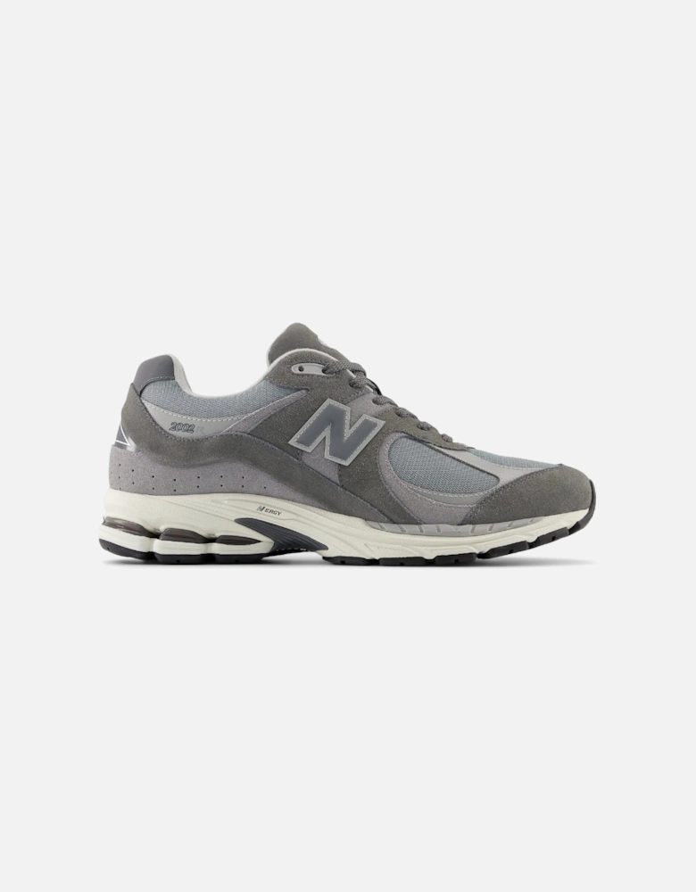 2002R Trainers