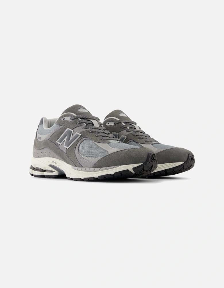 2002R Trainers