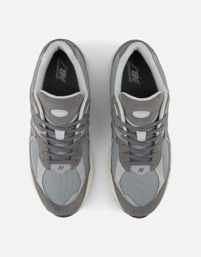 2002R Trainers