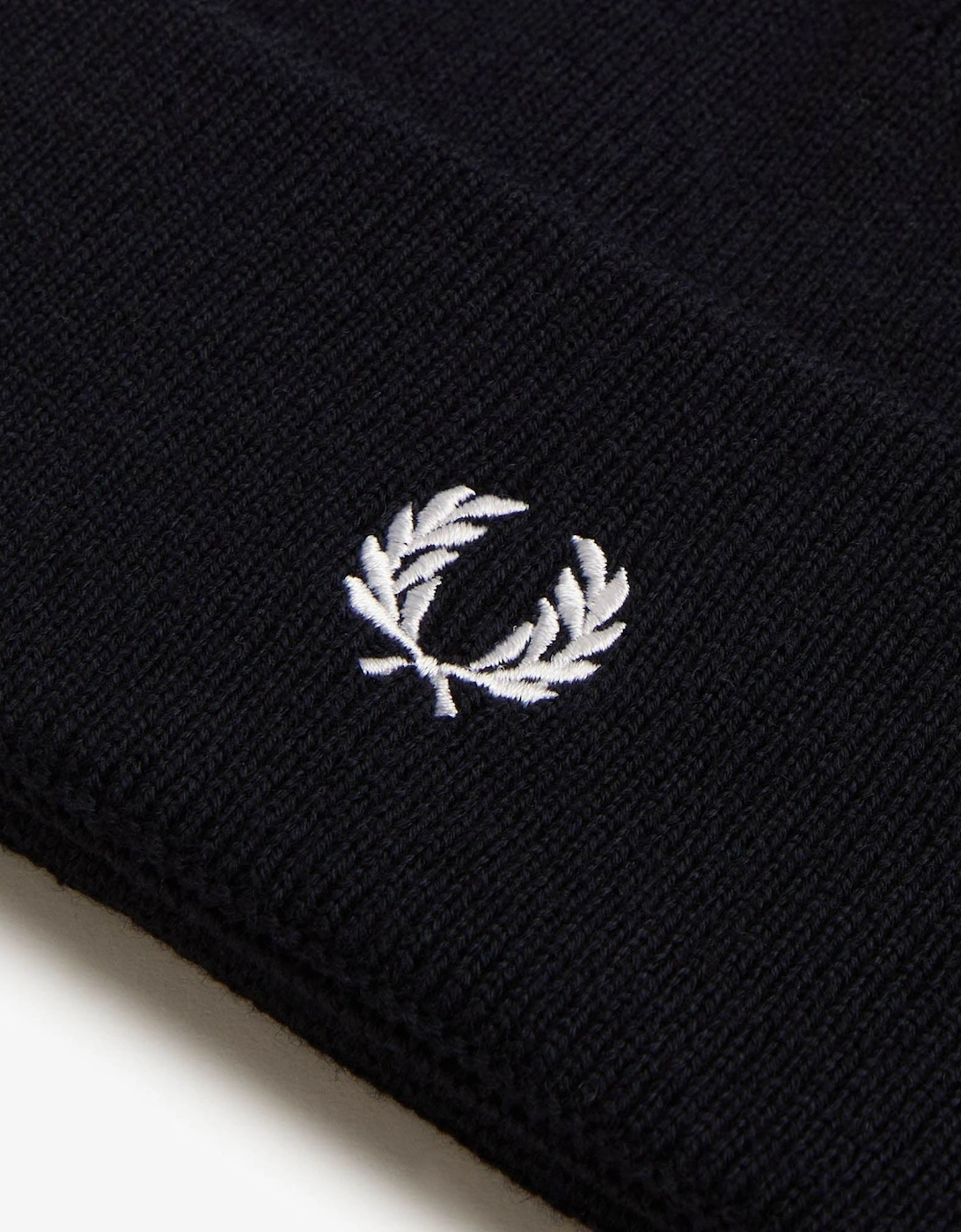 Mens Classic Beanie - Navy/Snow White T05