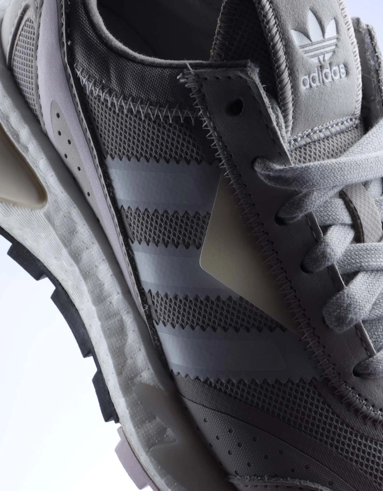 Womens Retropy P9 Trainers