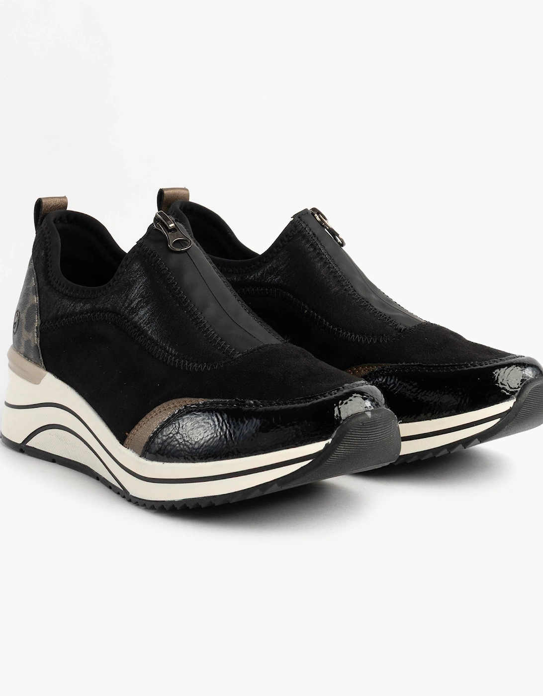 D0T08-02 Womens Front Zip Wedge Trainer Black