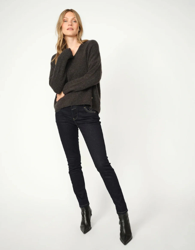 Carla Naomi hybrid jeans