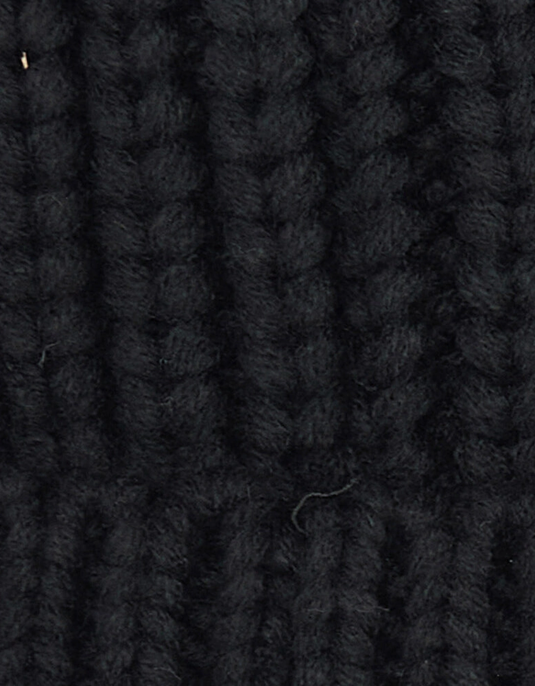 SALTBURN Womens Pom-Pom Beanie Black