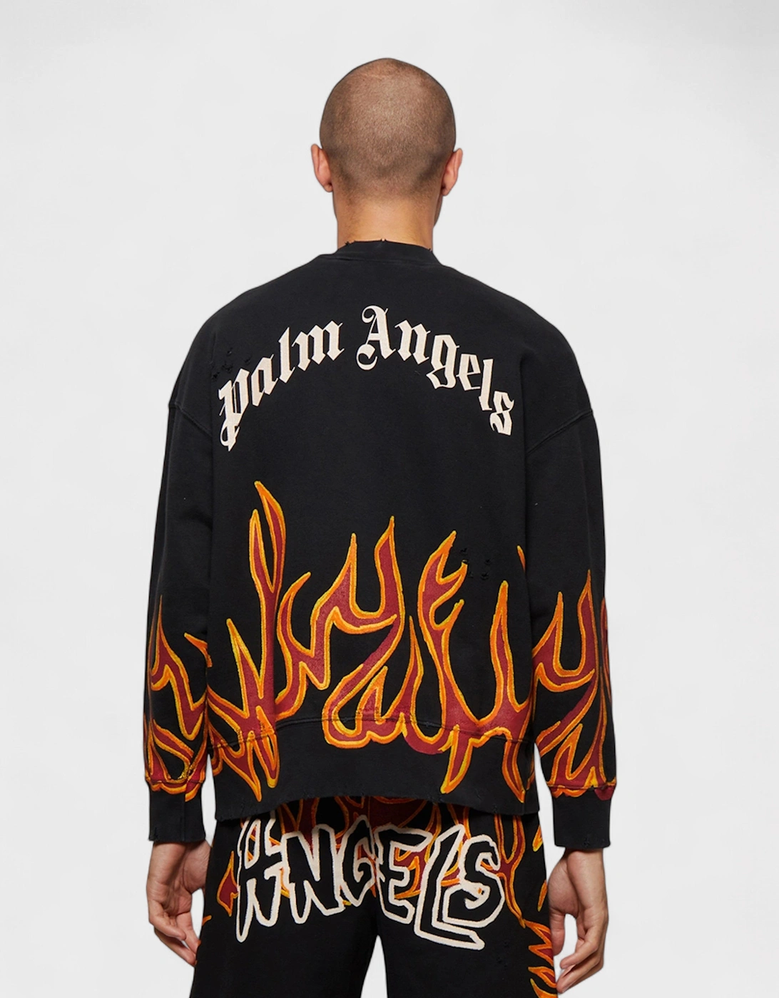 Gd Graffiti Flames Crewneck Black