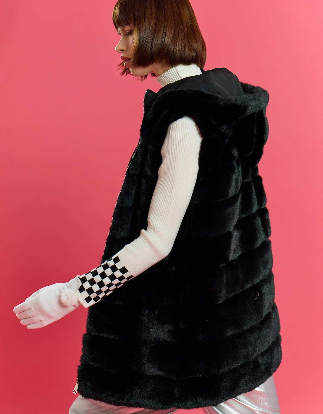 Black Faux Fur Hooded Gilet