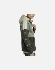 Thumbnail 3 of 4