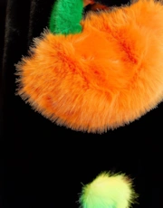 Thumbnail 3 of 3