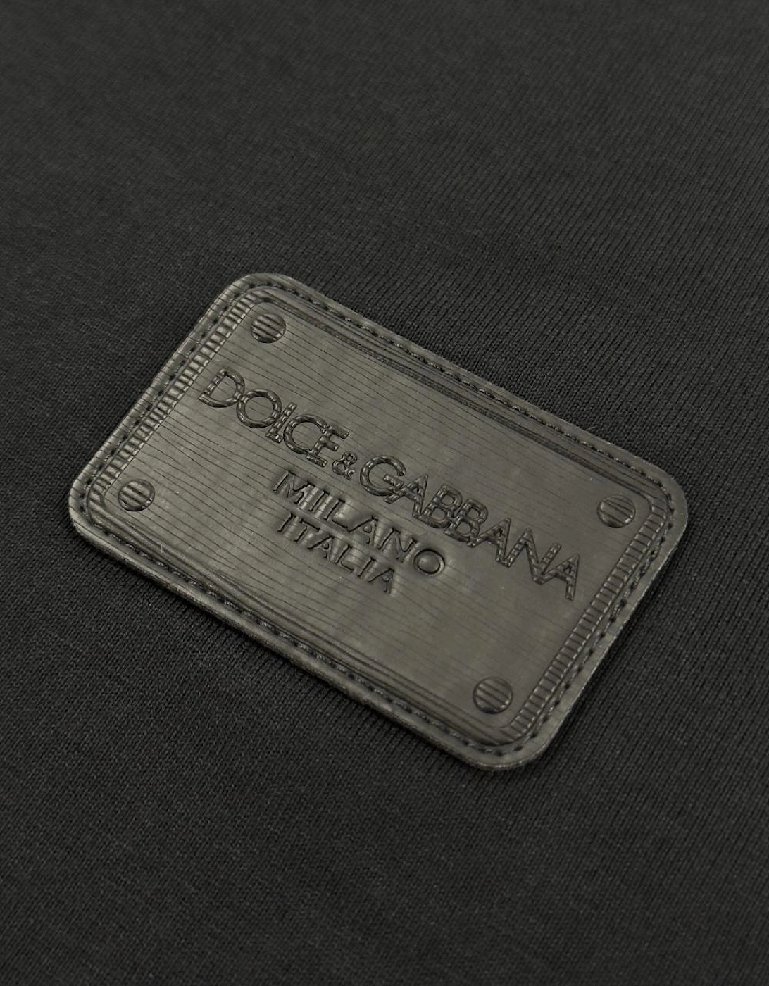Black Logo Detail T-Shirt in Black