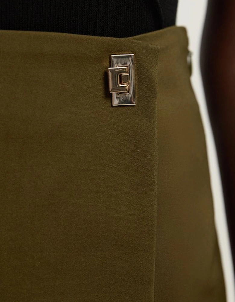 Techno Hardware Detail Woven Skort