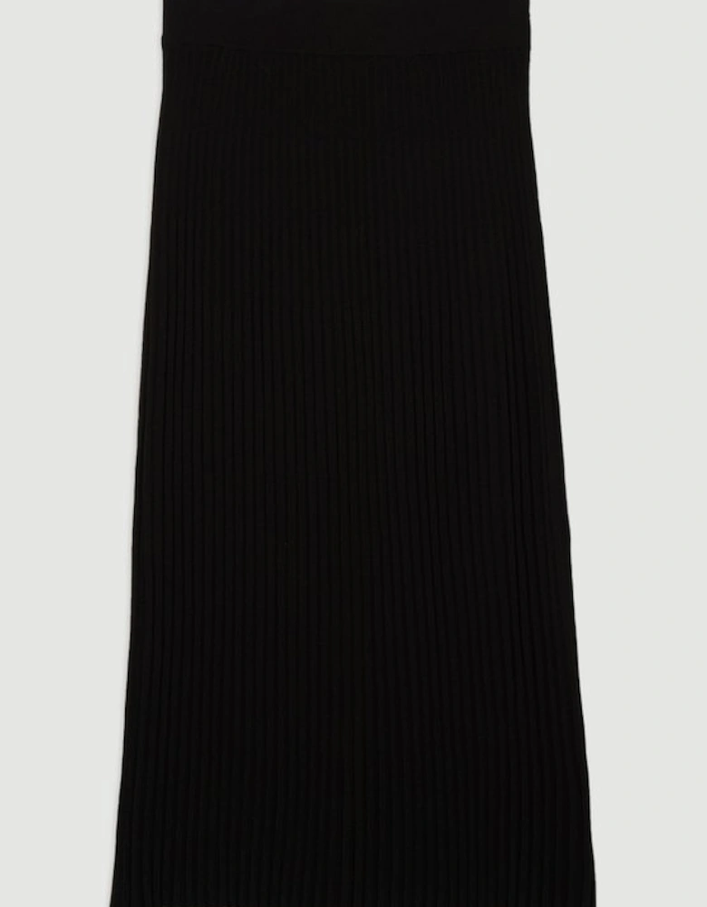 Pleated Rib Knitted Skirt