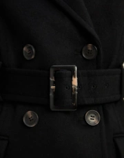 Thumbnail 3 of 4