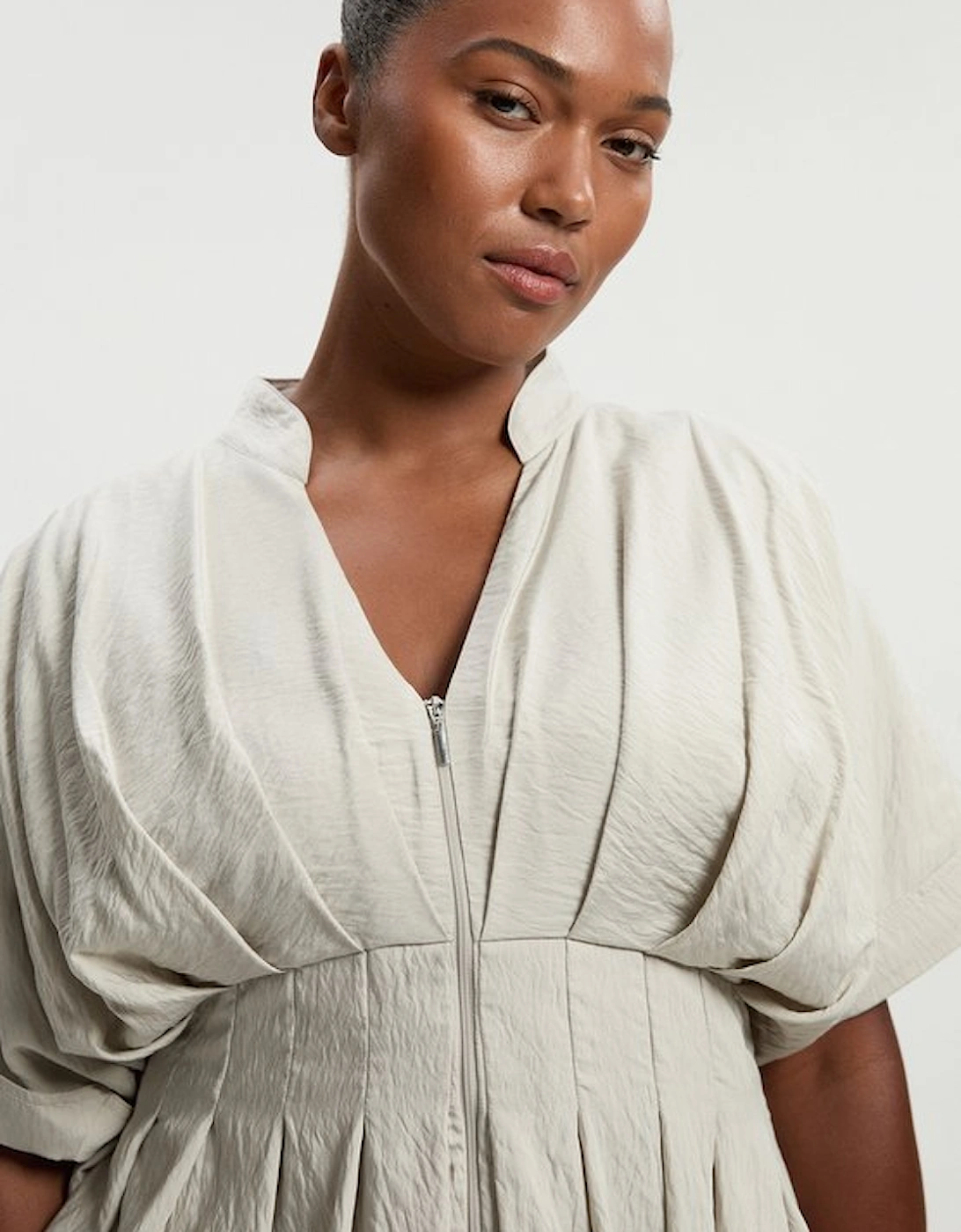 Plus Size Pleated Neck Tie Detail Woven Short Sleeve Shirt
