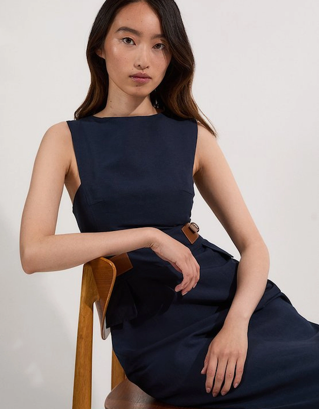 Petite Premium Tailored Linen Tab Waist Pencil Midi Dress, 4 of 3