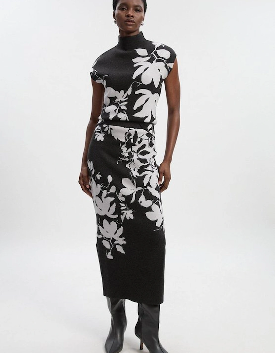 Jacquard Floral Knitted Skirt, 5 of 4