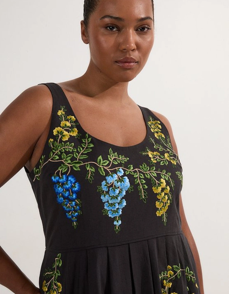 Plus Size Floral Embroidered Cotton Linen Woven Prom Dress